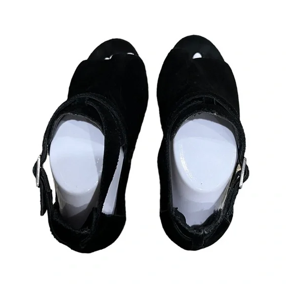 GAP Black Suede Peep Toe Ankle Strap Block Heel Sandals Size 7 Women's - Picture 4 of 9
